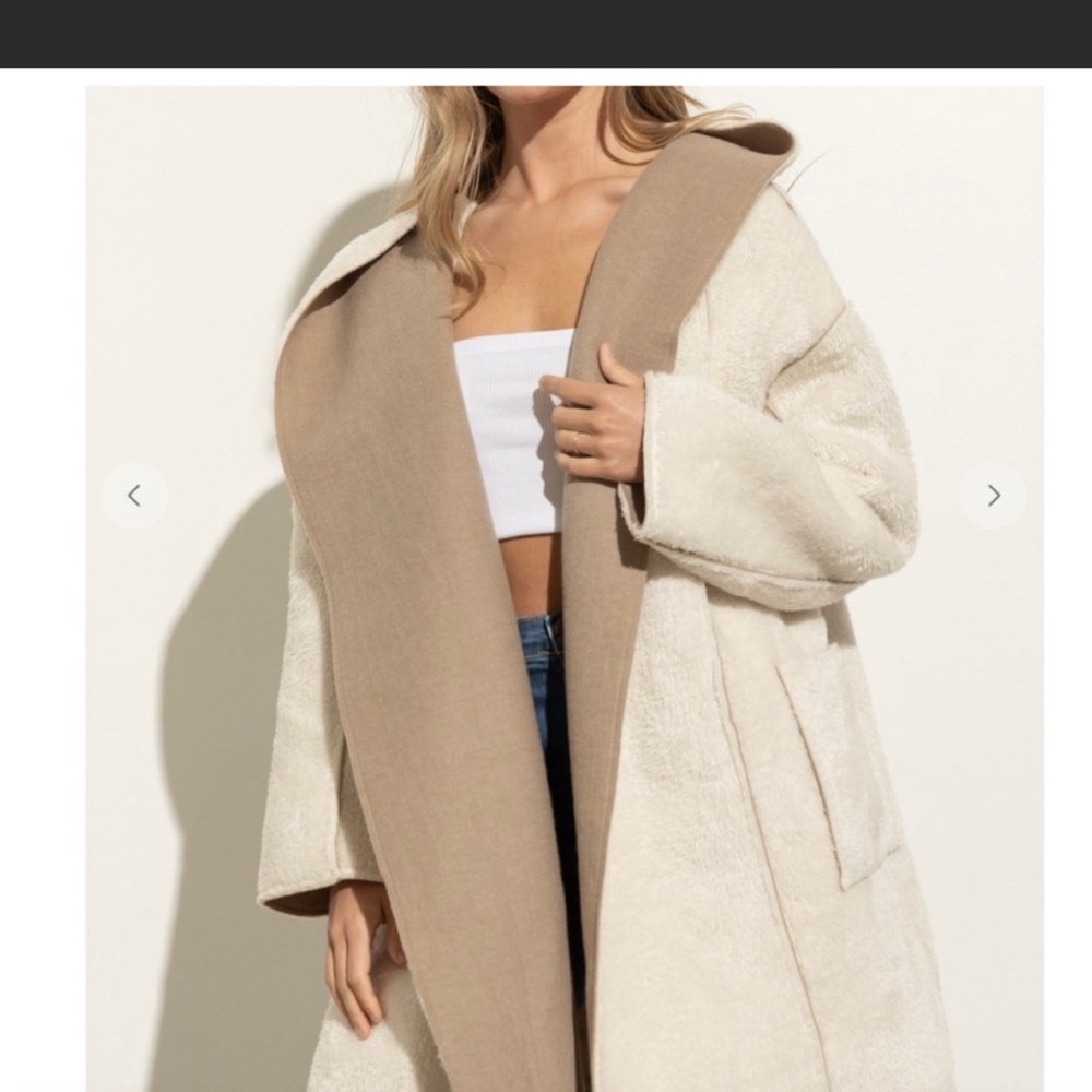 #25 Reversible Long Sleeve Sherpa Fur Jacket - Picture 3 of 10